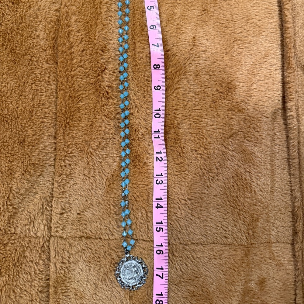 Elegant Silver and Blue Pendant Necklace
